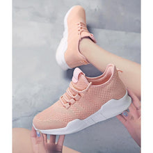 Load image into Gallery viewer, New fashion sports and leisure flying shoes for women