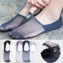 Load image into Gallery viewer, Men&#39;s Invisible Ice Silk Boat Socks