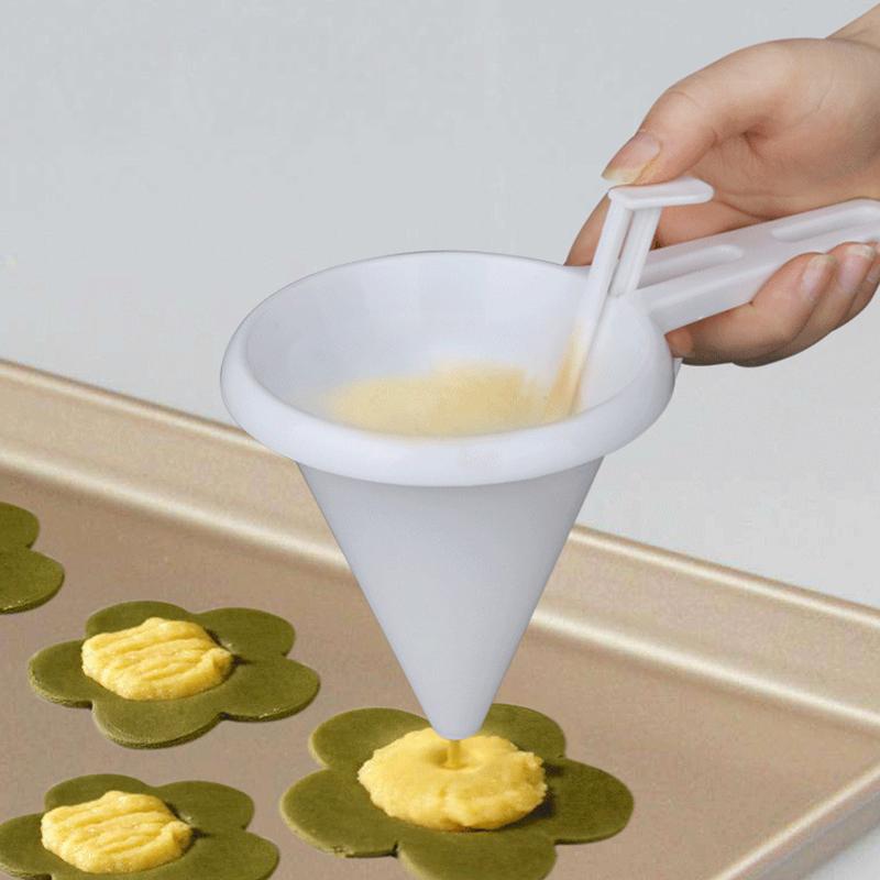 Handheld Portion Cup Cake Dispenser