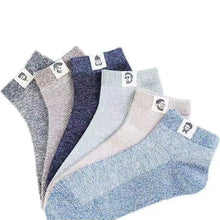 Load image into Gallery viewer, Breathable Antibacterial Deodorant Socks for Men