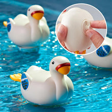 Load image into Gallery viewer, Cute Goose Bath Toy