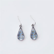 Load image into Gallery viewer, Drop Shape Resin Earrings