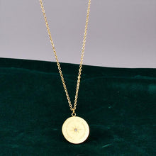 Load image into Gallery viewer, Golden Choker Pendant Necklace