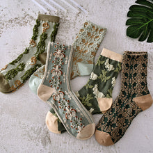 Load image into Gallery viewer, Womens Floral Cotton Socks