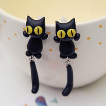 Load image into Gallery viewer, Unique Yellow-Eye Cat Earrings