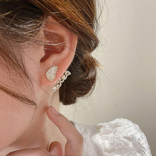 Load image into Gallery viewer, Butterfly Earrings With Pearls And Diamonds