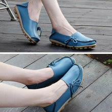 Load image into Gallery viewer, Women&#39;s Leather Loafers Moccasins