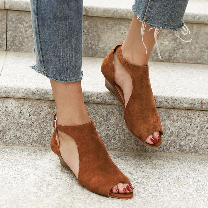 Peep Toe Chic Sandals