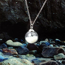 Load image into Gallery viewer, Ball Pendant Necklace