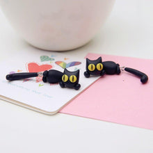 Load image into Gallery viewer, Unique Yellow-Eye Cat Earrings