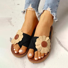 Load image into Gallery viewer, Toe Post Flower Design Flat Sandals