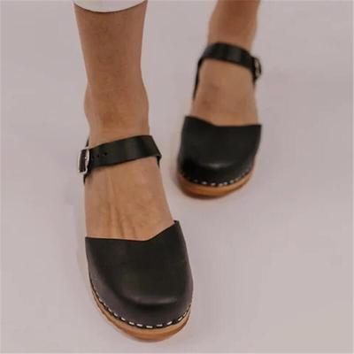 Fashion Retro Round Head With Sandals