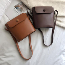 Load image into Gallery viewer, Women&#39;s Leather Bucket Bag