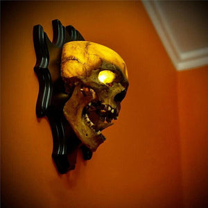 Shiny Skull Wall Décor