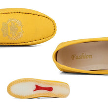 Load image into Gallery viewer, Men&#39;s Embroidered Loafers