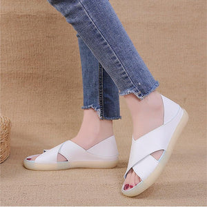 Women's soft bottom shoes in solid color