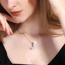 Load image into Gallery viewer, Twinkling Heart Waterdrop Stone Necklace