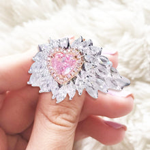 Load image into Gallery viewer, Heart-Shaped Pink Diamond Ring