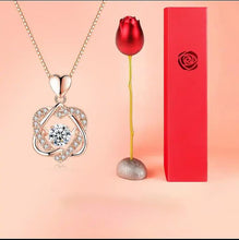 Load image into Gallery viewer, Heart necklace Set with rose