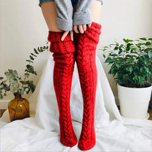 Load image into Gallery viewer, Hand-knitted Winter Stockings